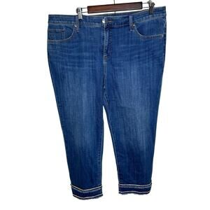 Chico’s So Slimming Girlfriend Slim Leg Crop Jeans Sz 16 (3) Blue Raw Hem Trim